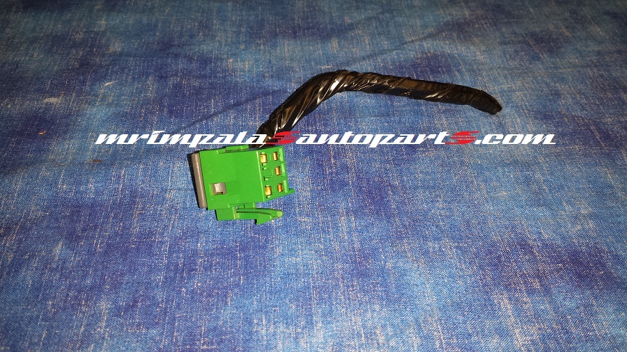 91-96 Caprice Impala SS Power Window Switch Plug Pass or rear - Click Image to Close